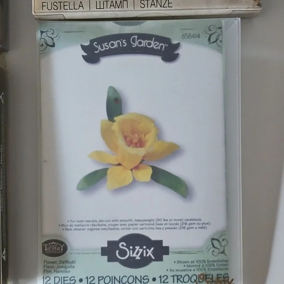 Sizzix Die Set with Seahorse, Teacup, Tags, and Daffodil - Picture 2 of 7